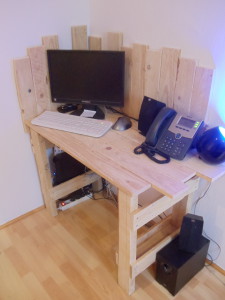 Bureau en bois de palette